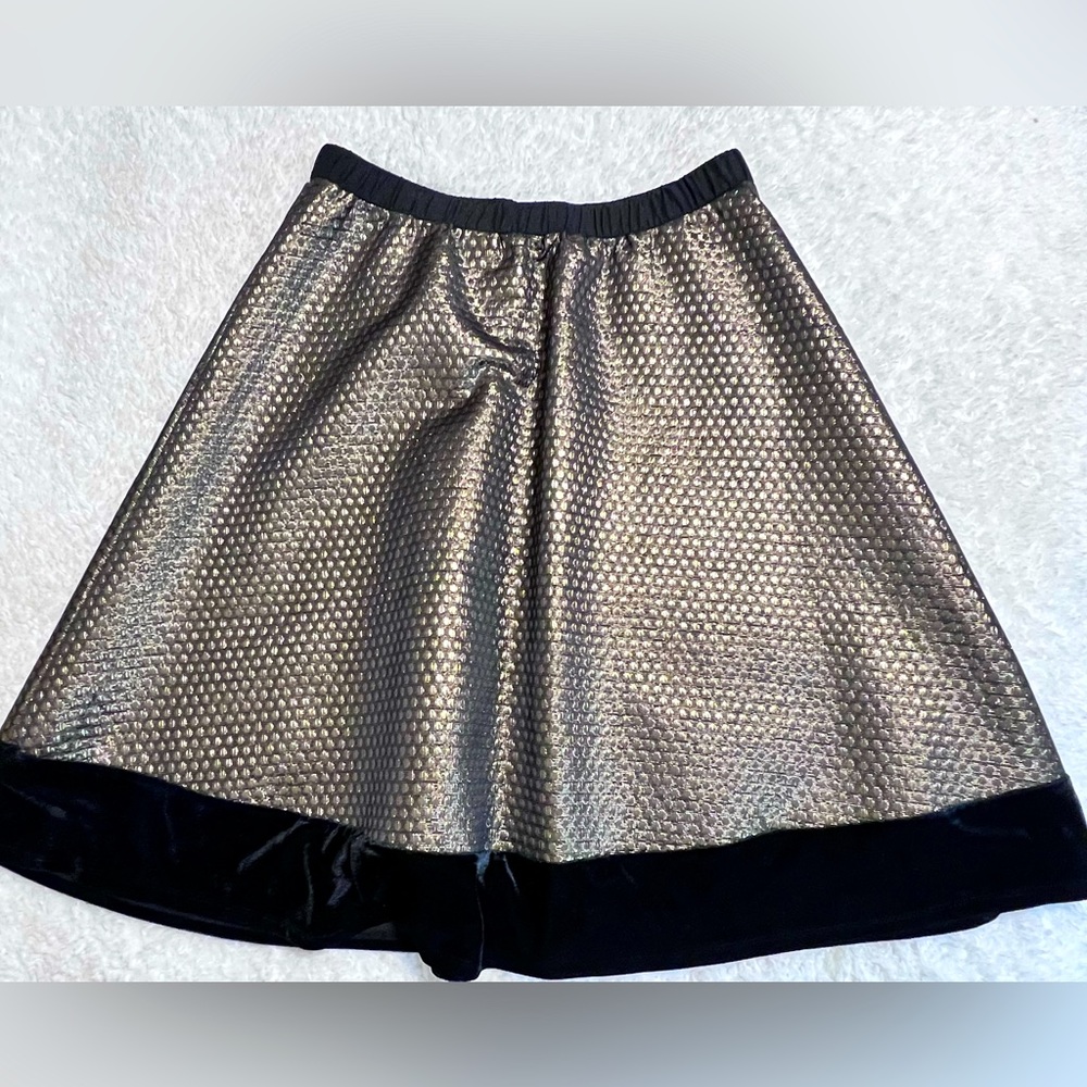 NY Collection Gold and Black Party Skirt. Size M.